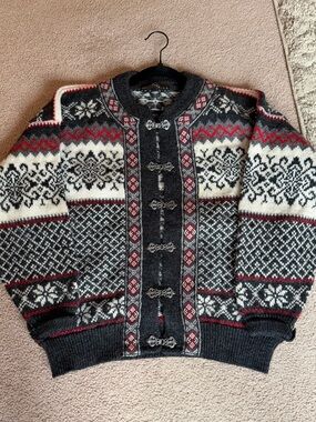 Vintage Women's Nordstrikk Sweater Cardigan Made in Norway Virgin Wool - sz l